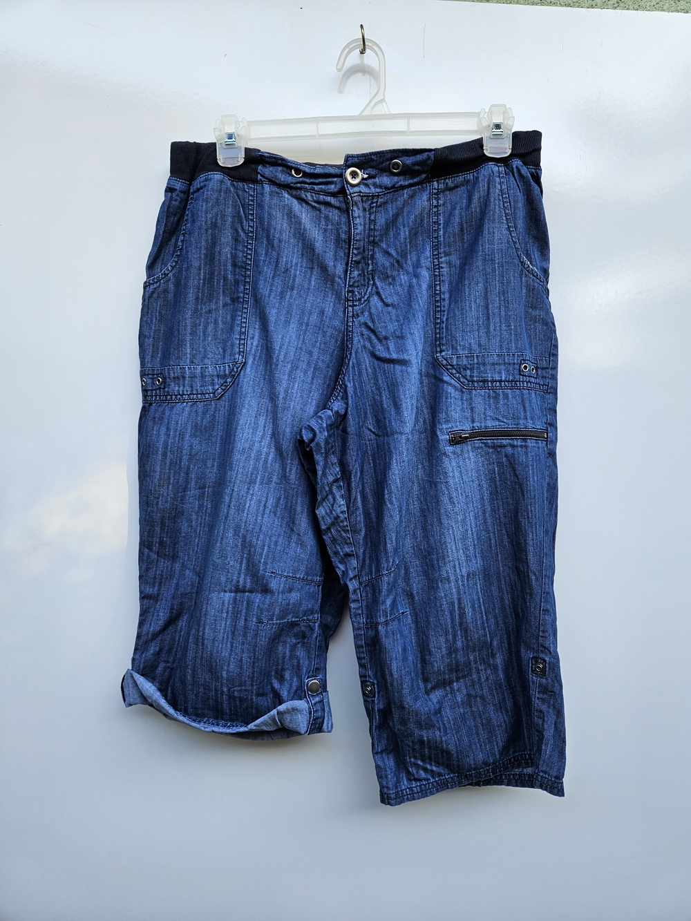 Lane Bryant Denim Cropped Pants Size 18